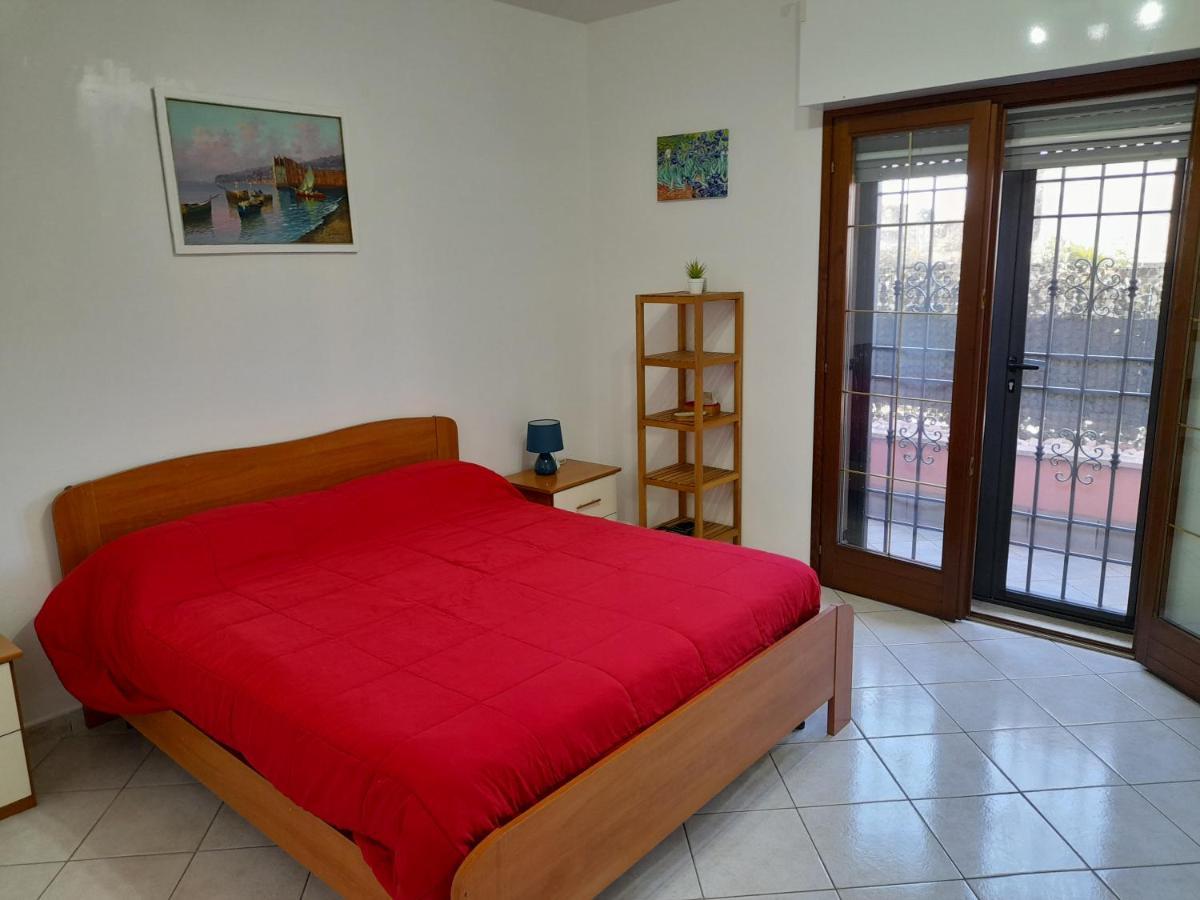 Casa Con Veranda In Centro - Comodo Parcheggio E Garage Incluso Latina Zewnętrze zdjęcie