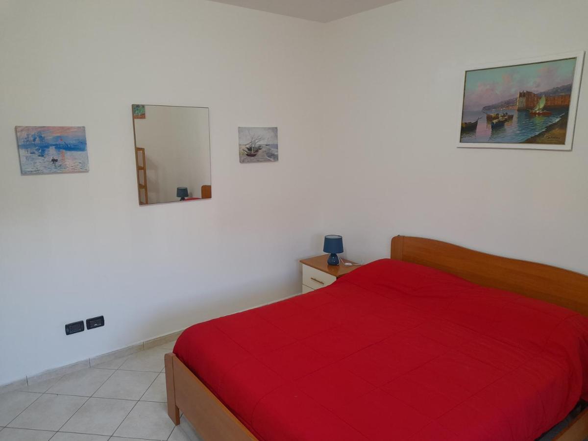 Casa Con Veranda In Centro - Comodo Parcheggio E Garage Incluso Latina Zewnętrze zdjęcie